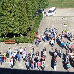 14 вересня студенти і учні  здійснили флешмоб «Я люблю Бурштин»